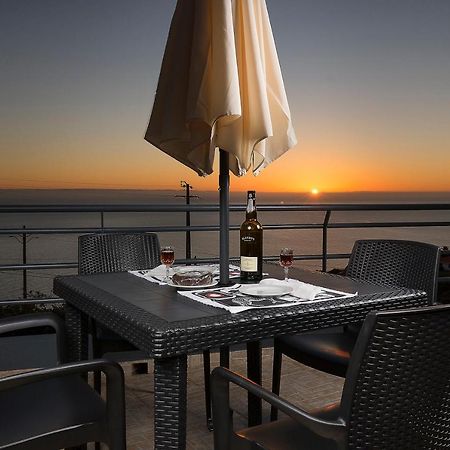 Welcome Home, With A Fantastic View, Sunrise & Sunsets Estreito Da Calheta Dış mekan fotoğraf